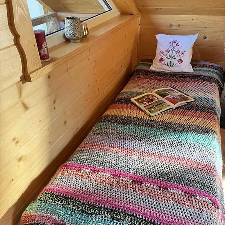 Nad Garazem - ,, Swit Nad Krosnica,, Apartman